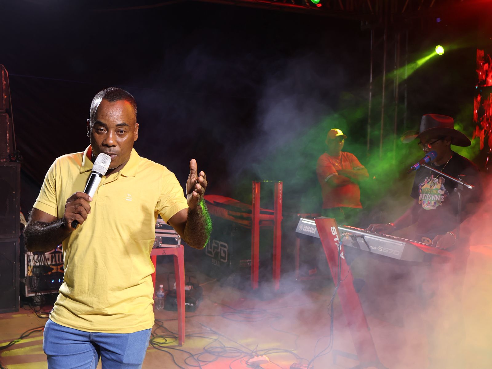 Apresenta&ccedil;&atilde;o cultural com p&uacute;blico no festival da ACCNM